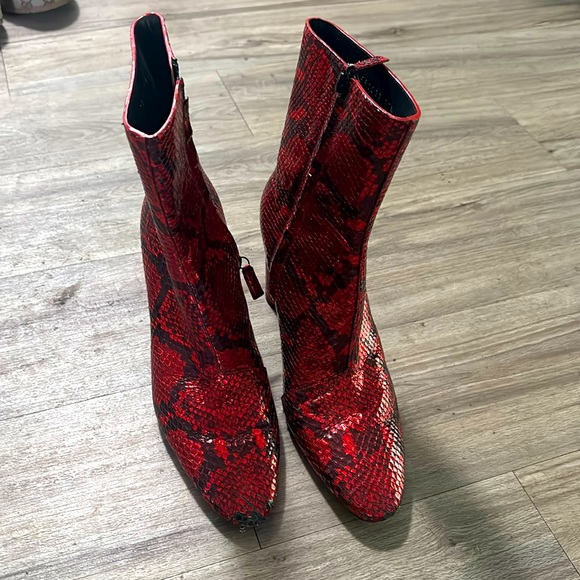Balenciaga boots - Picture 1 of 4